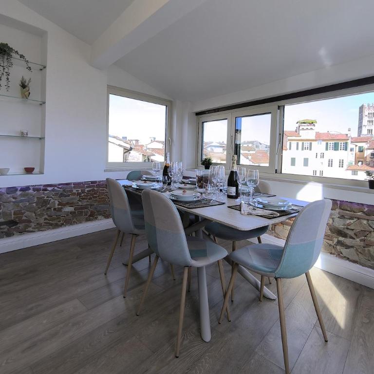 Caesar's luxury apartment in Lucca Center town Roman Amphitheater - Appartamento con 3 Camere da Letto - 2