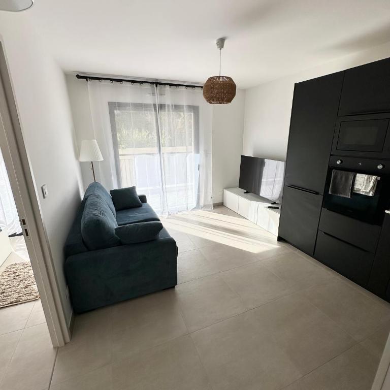 Suarina - One-Bedroom Apartment - 4