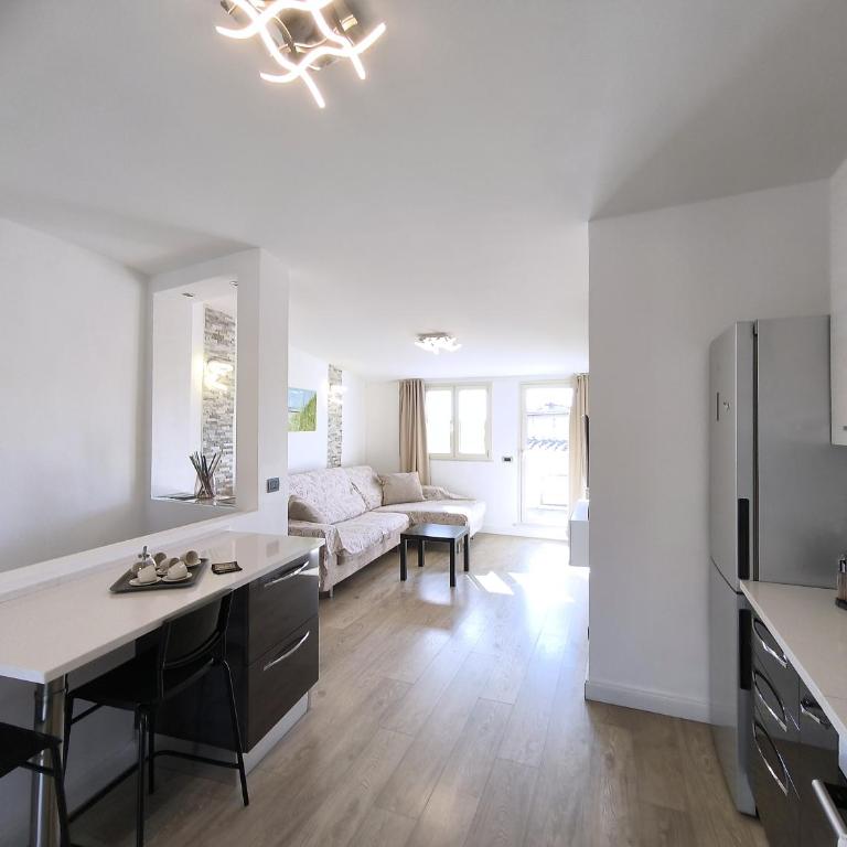 Caesar's luxury apartment in Lucca Center town Roman Amphitheater - Appartamento con 3 Camere da Letto - 6