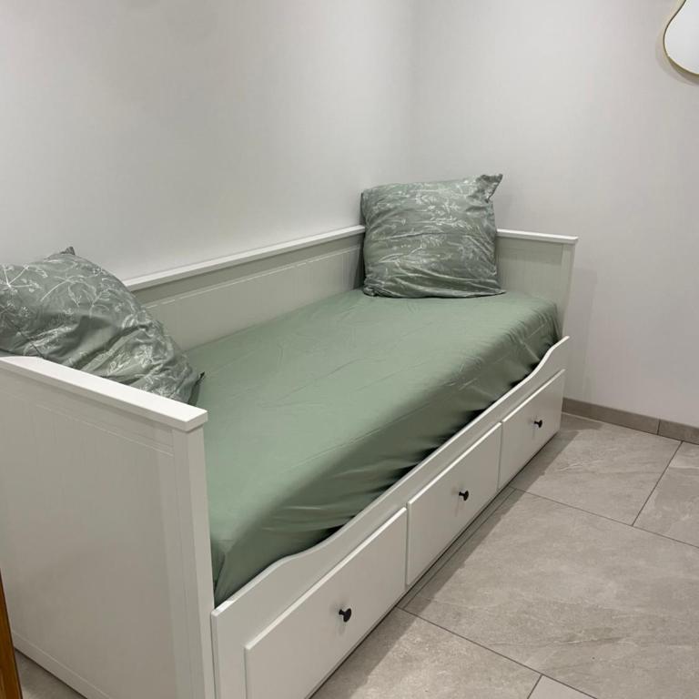 Rez de villa Peymeinade - Maison 1 Chambre - 43