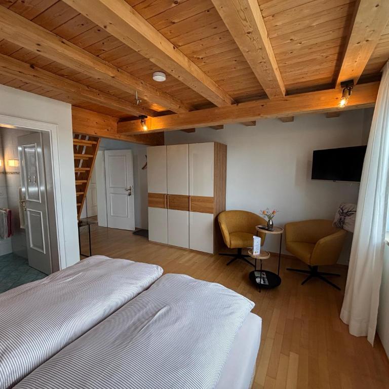 Landhaus am Bach - Doppelzimmer mit eigenem Bad - 4