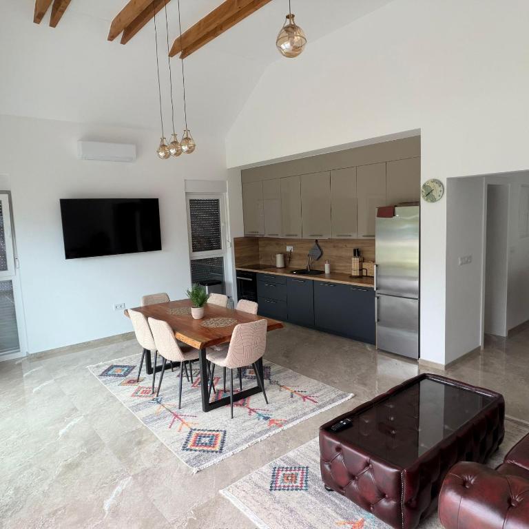 Villa Una Bellevue - Three-Bedroom Villa - 30