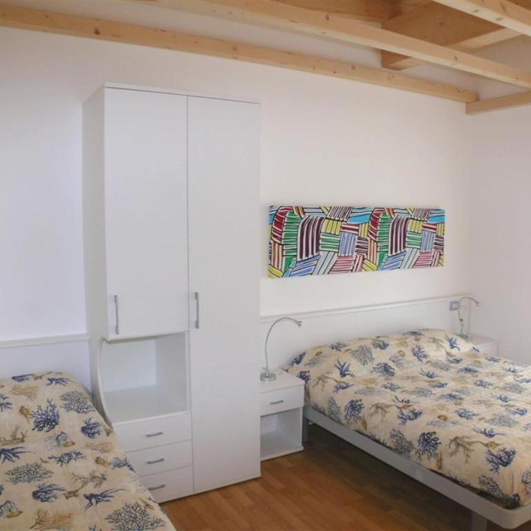 A peaceful retreat for seven guests in Bibione - Apartment - 4