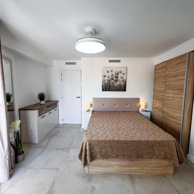 Apartamento Mauri Primera Línea del Mar - Three-Bedroom Apartment with Sea View - 15