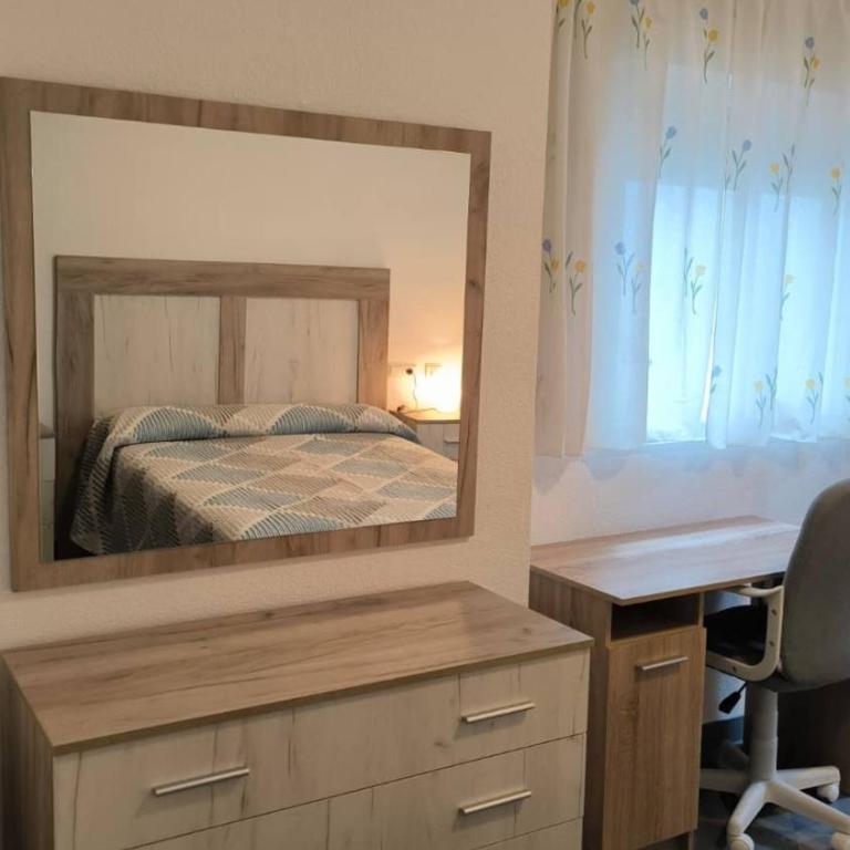 Alojamiento a dos minutos de la feria - Apartamento de 4 habitaciones - 2