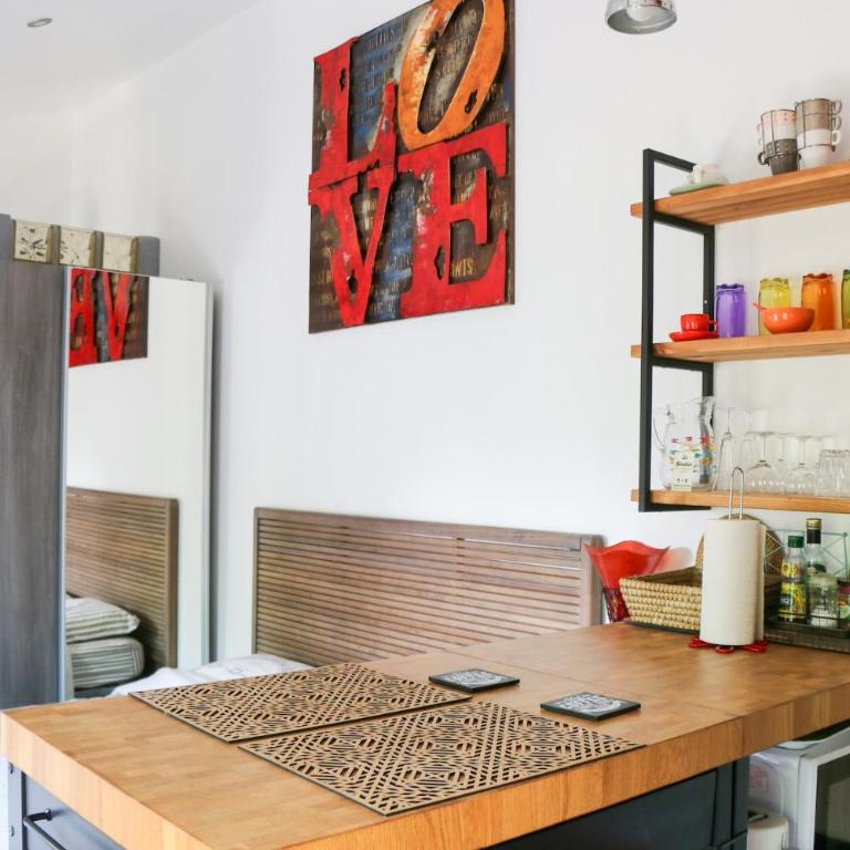 Charmant studio et jardin provencal à Saint-Cyr-sur-mer - Appartement 1 Chambre - 4
