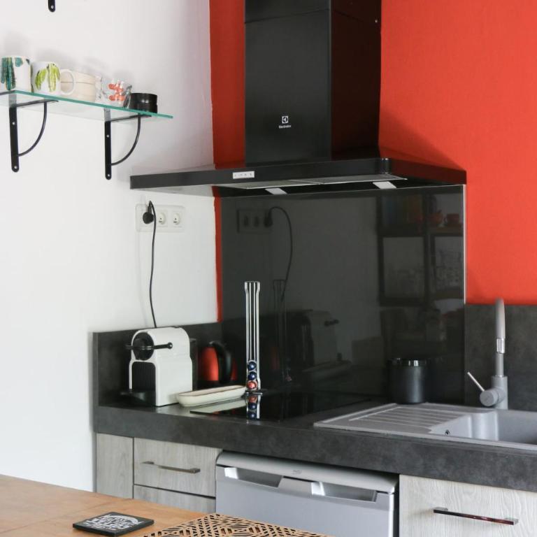 Charmant studio et jardin provencal à Saint-Cyr-sur-mer - Appartement 1 Chambre - 40