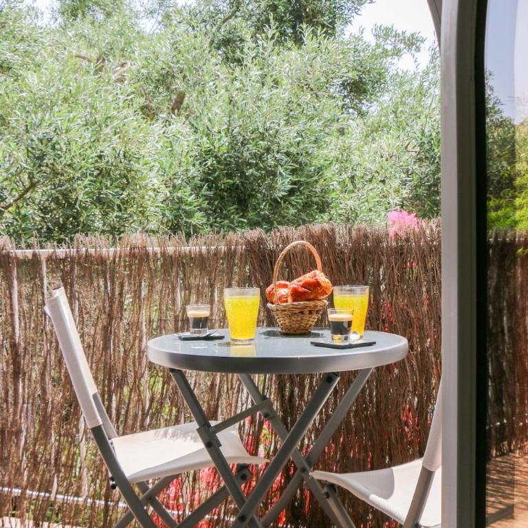Charmant studio et jardin provencal à Saint-Cyr-sur-mer - Appartement 1 Chambre - 46