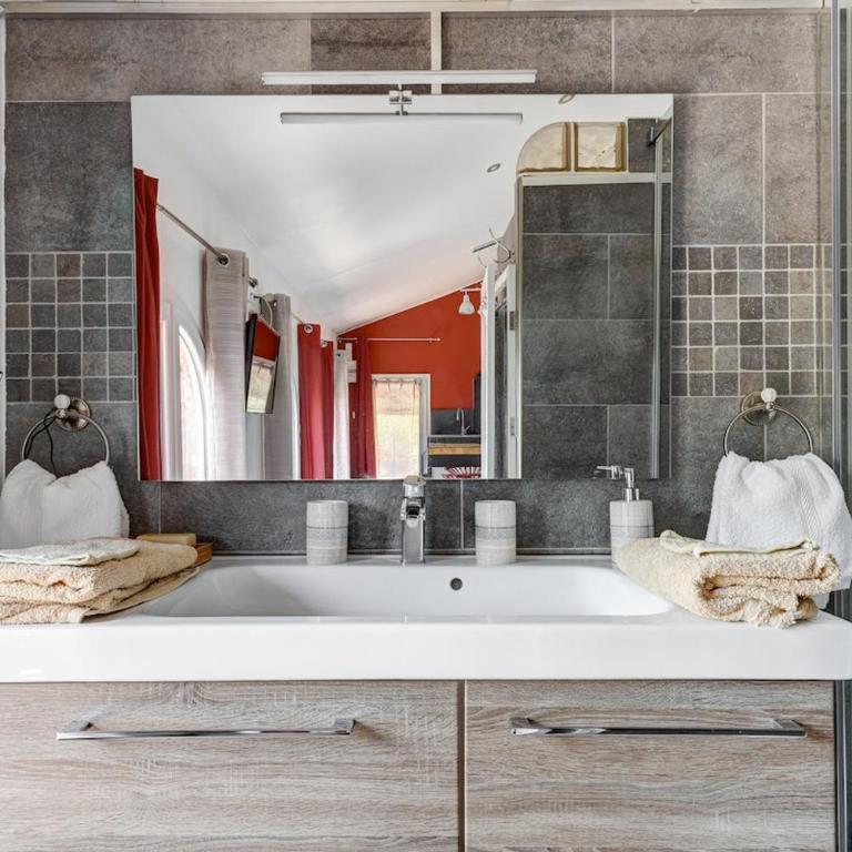 Charmant studio et jardin provencal à Saint-Cyr-sur-mer - Appartement 1 Chambre - 51