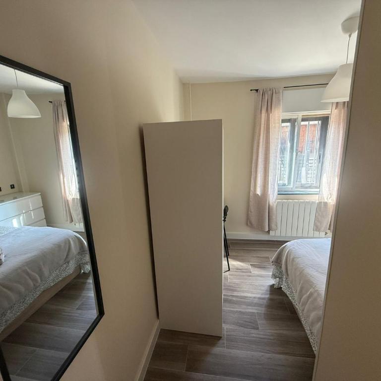 Cozy Guest Room in Modern Madrid Apartment - Single Room - 21