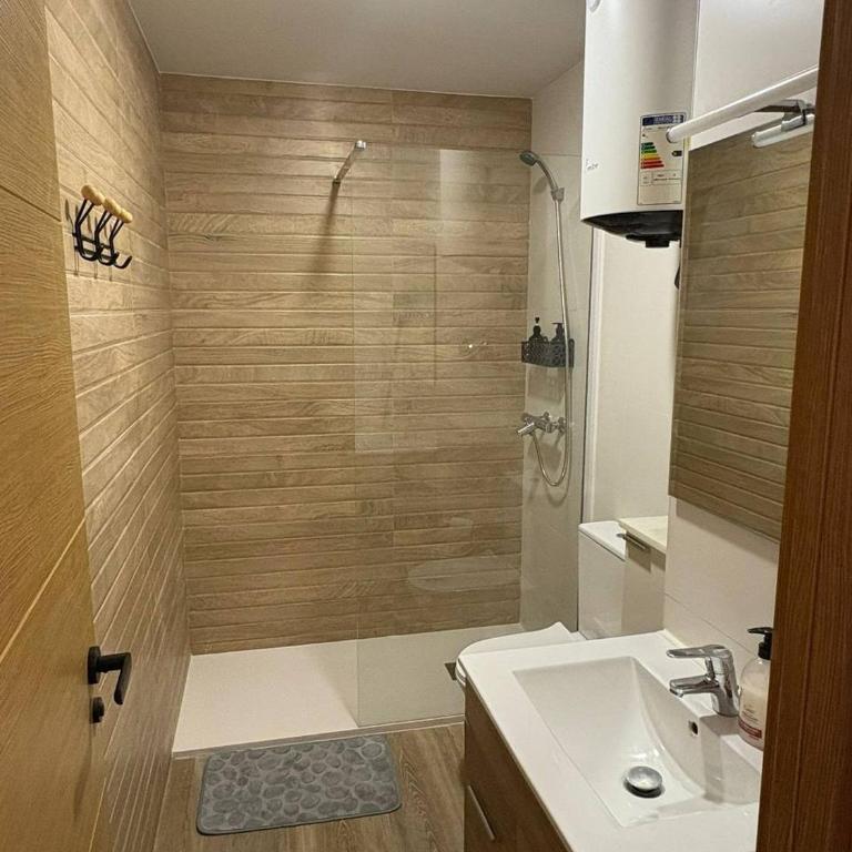 Apartment 2 minutes from the sea 67B - Apartamento de 1 dormitorio - 2