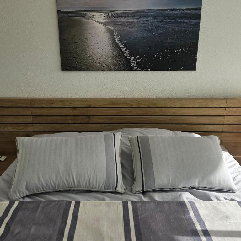 Entre Foret et Ocean - Two-Bedroom Deluxe Apartment with Garden View - 20