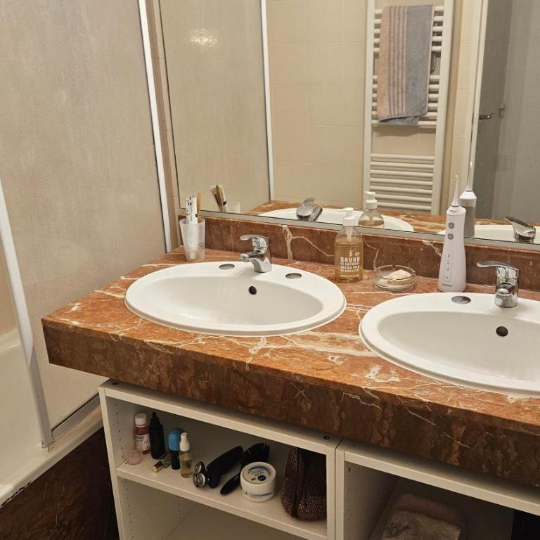 Entre Foret et Ocean - Two-Bedroom Deluxe Apartment with Garden View - 23