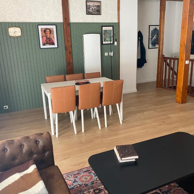 MAISON GERMÈS - CENTRAL & STANDING - Appartements traversants - Lits 180 King Size - Linge de lit et de toilette inclus - Parking à proximité - Apartment - Erdgeschoss - 9