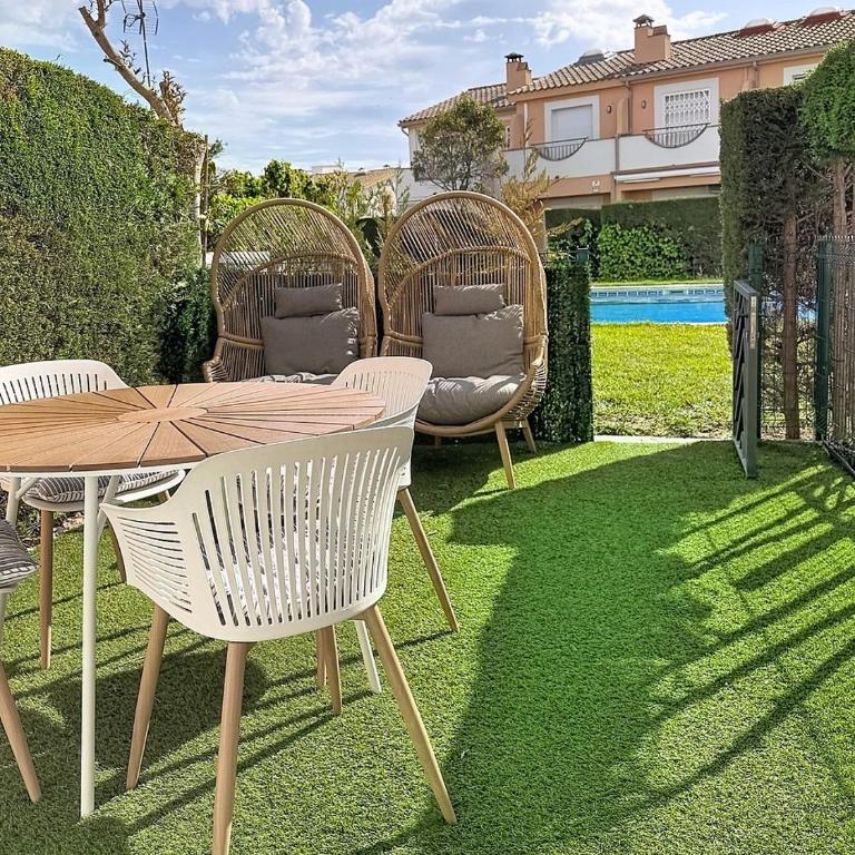 Mar Blau Estartit Rental - Two-Bedroom House - 3