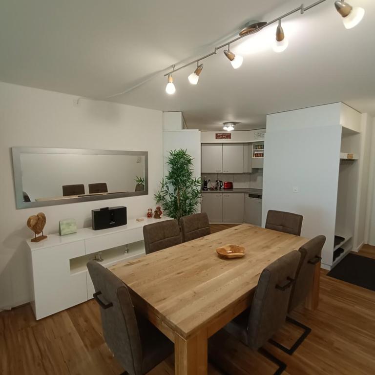 Grosszügige 3 Schlafzimmer Wohnung mit privatem Garten neben Jakobshornbahn - Apartment mit Blick auf die Berge - 16