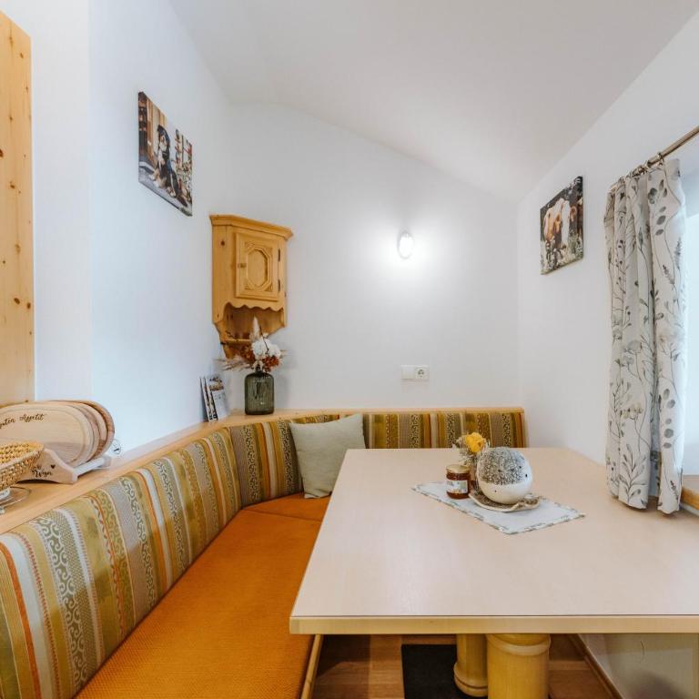 Bio-Bergbauernhof Weger - Apartment mit Gartenblick - 4