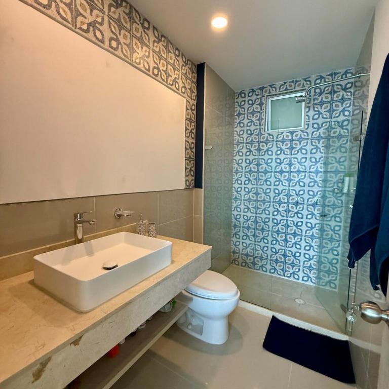 Apartamento exclusivo frente al mar salida directa - Three-Bedroom Apartment - 3