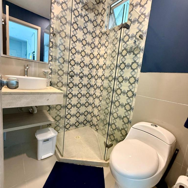 Apartamento exclusivo frente al mar salida directa - Three-Bedroom Apartment - 19