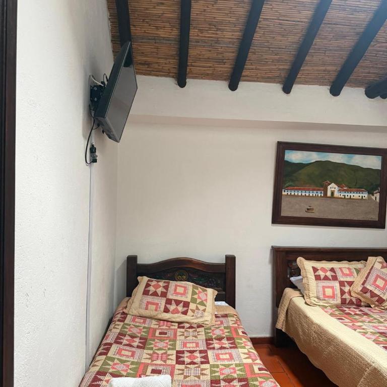 Casa Naturhola 2 - Habitación Familiar con baño privado - 8
