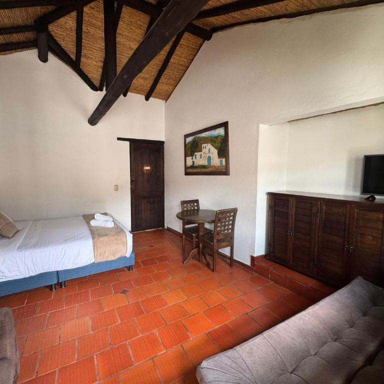 Casa Naturhola 2 - Habitación Doble con balcón - 7