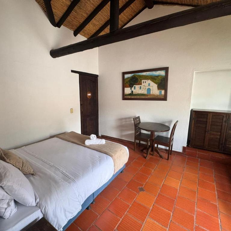 Casa Naturhola 2 - Habitación Doble con balcón - 8