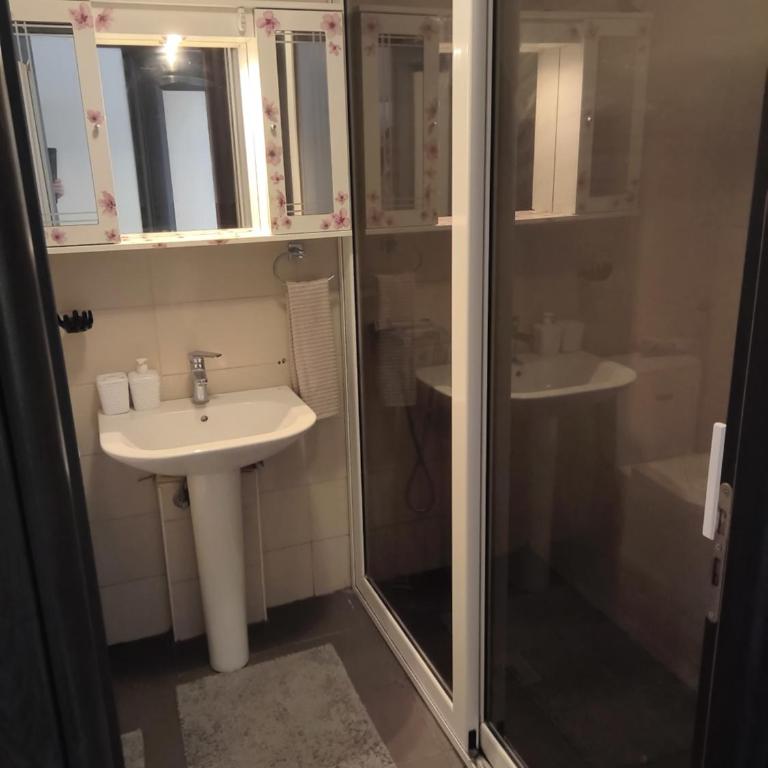 Dvosoban stan Budva - Two-Bedroom Apartment - 11