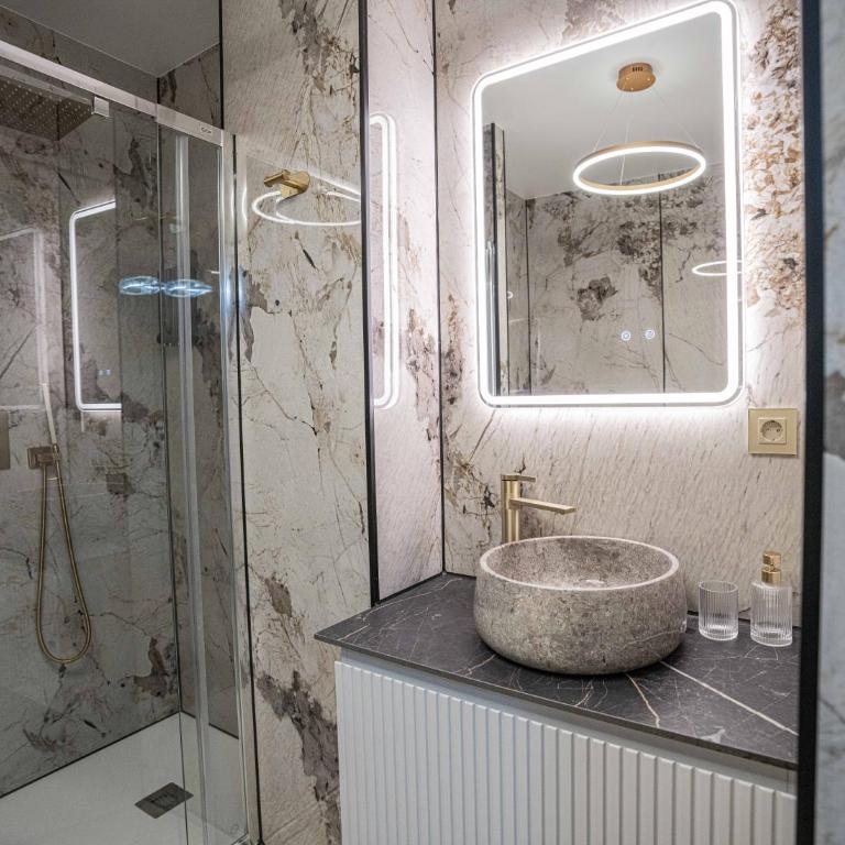 Casa Luxore - King Room - 5