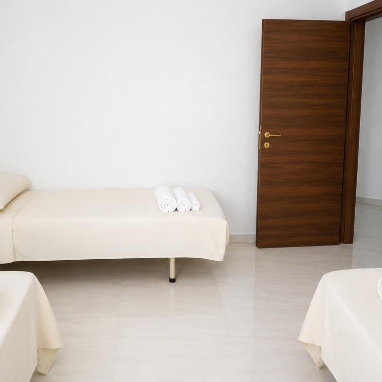 Villino Due Palme Private Patio House with Whirlpool Bathtub & LED Ambience in Salento 6 7 Guests - Two-Bedroom House - 11