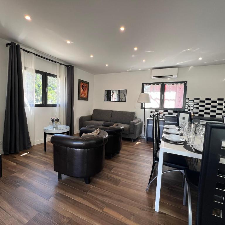 Domaine Baccia Donna - Jacuzzi, Climatisation, Parking privé - Nice Monaco - Appartement en Duplex - 6