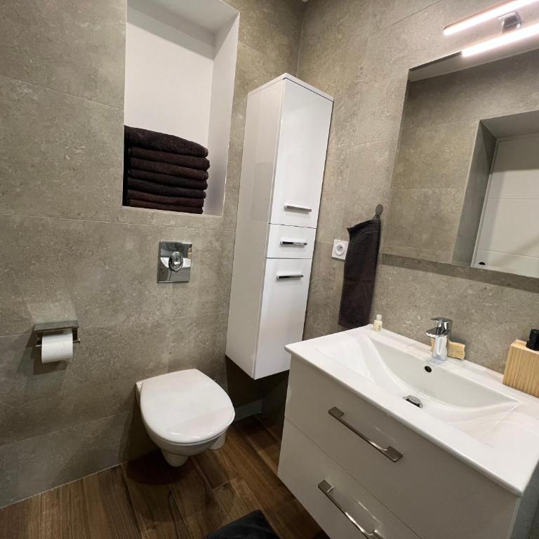 Domaine Baccia Donna - Jacuzzi, Climatisation, Parking privé - Nice Monaco - Appartement en Duplex - 26