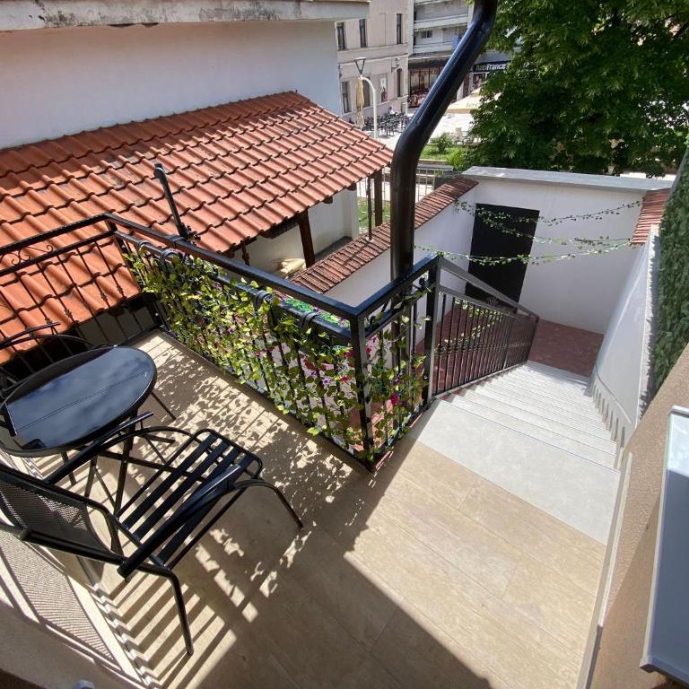 Melrose - One-Bedroom Apartment - 15