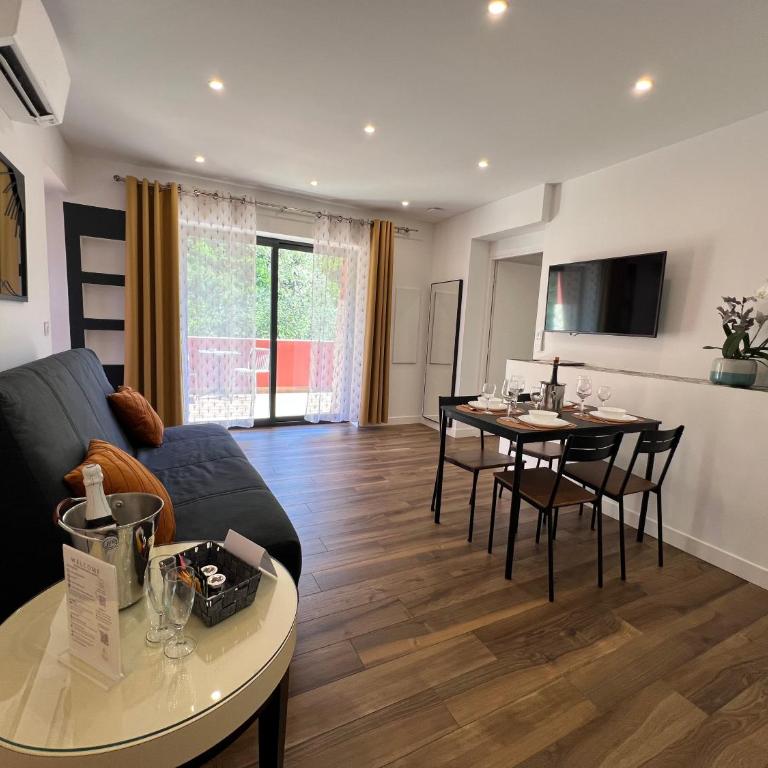 Domaine Baccia Donna - Jacuzzi, Climatisation, Parking privé - Nice Monaco - Appartement avec Terrasse - 5