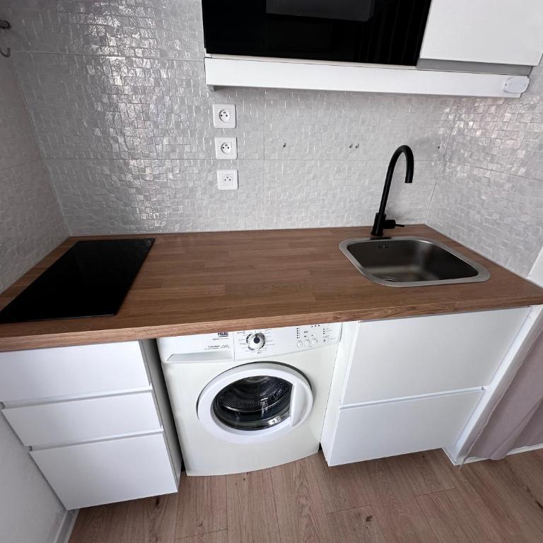 BEAU STUDIO Climatisé en bord de Mer et Wi-Fi - Apartment mit 1 Schlafzimmer - 19