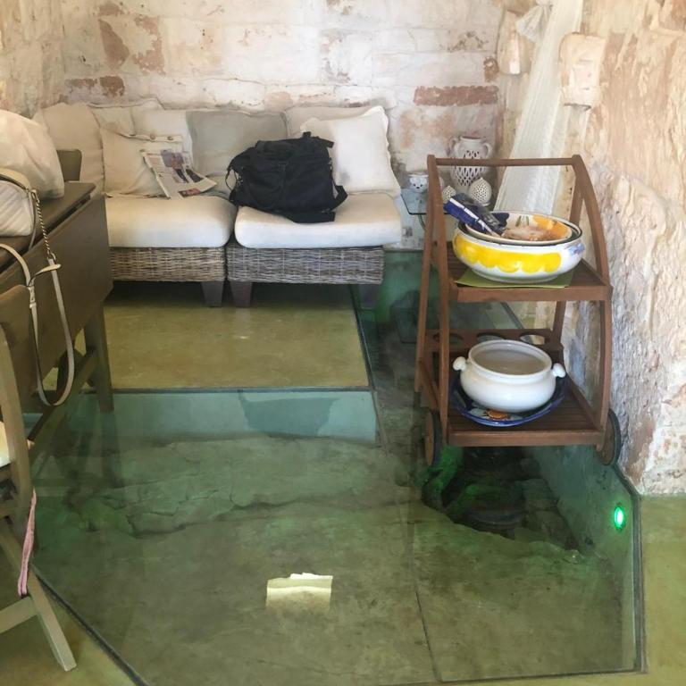Casa Ostuni trullo di Charme with pool - Casa de 2 dormitorios - 5