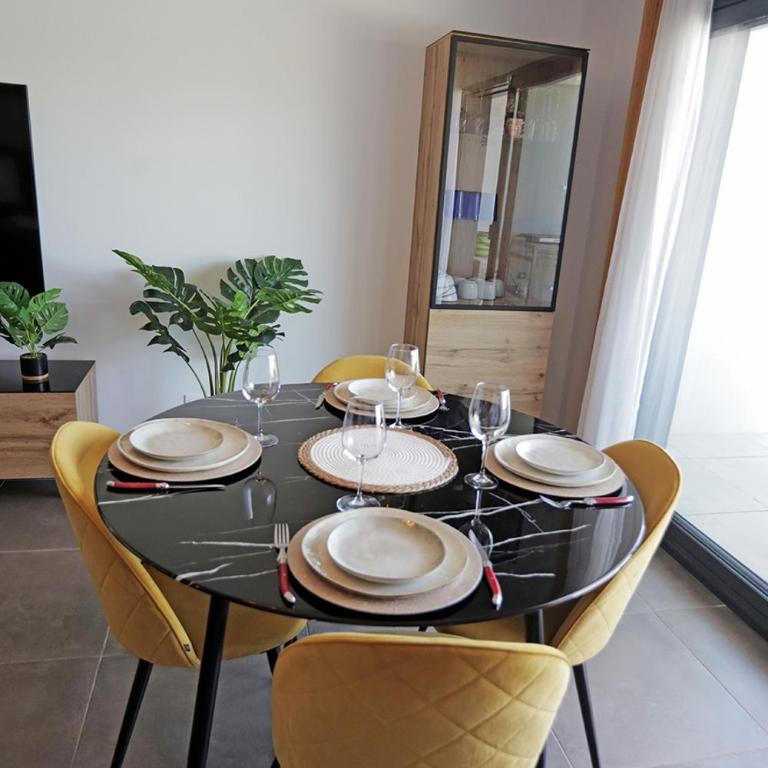 Appartement Sète Corniche proche plage - Terrasse, Parking, Clim, WiFi - Apartment mit 2 Schlafzimmern - 26