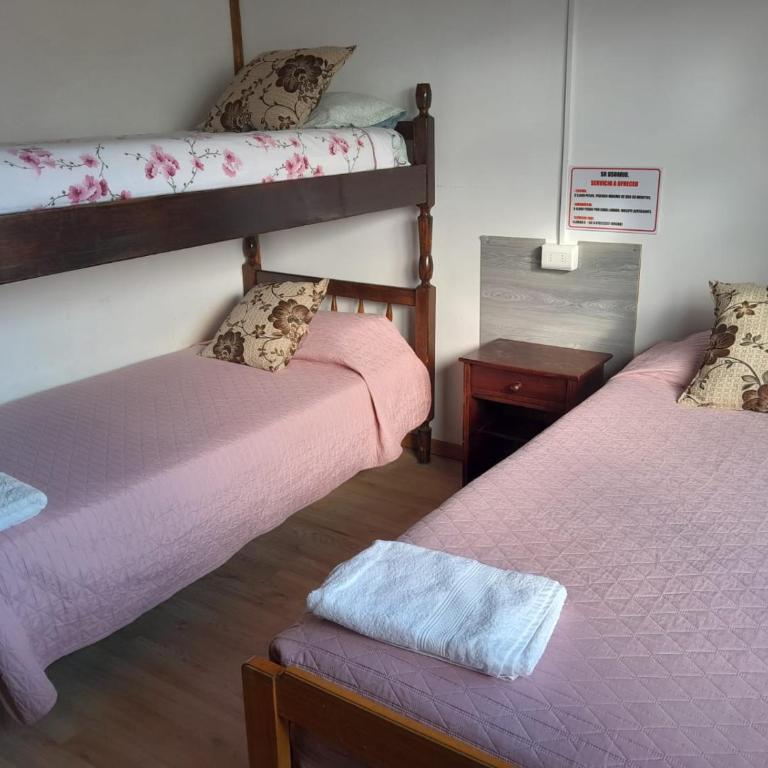 Alojamiento Punta Arenas - Habitación Cuádruple con baño privado - 1
