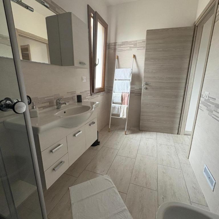 A&D Apartment - Casa con 2 Camere da Letto - 4