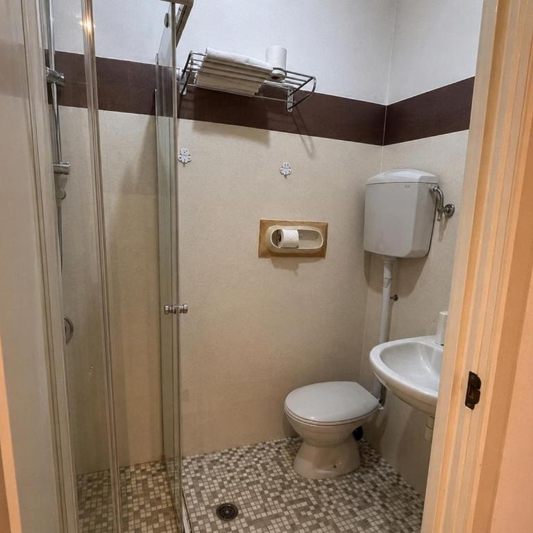 Hotel Trieste RICCIONE - Standard Family Room - 6