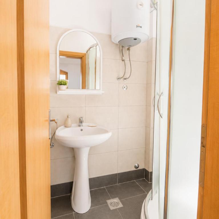 SunSeoce Apartments - One-Bedroom Apartment with Balcony and Sea View - 13