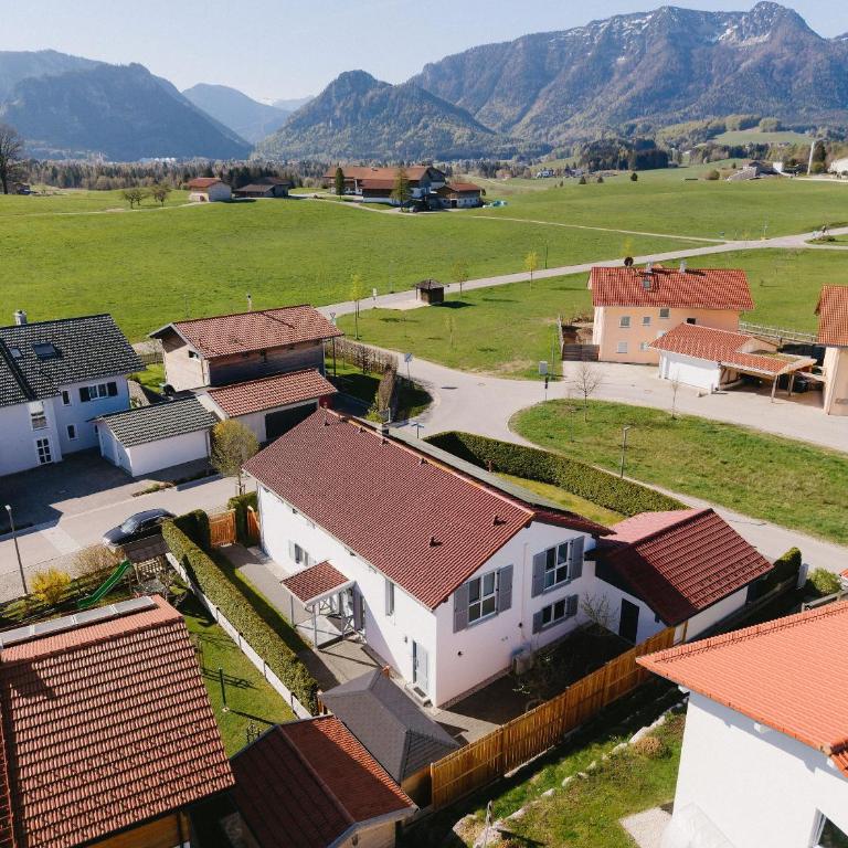 AlpenNest Mountain Oasis in Inzell - Haus mit 1 Schlafzimmer - 2
