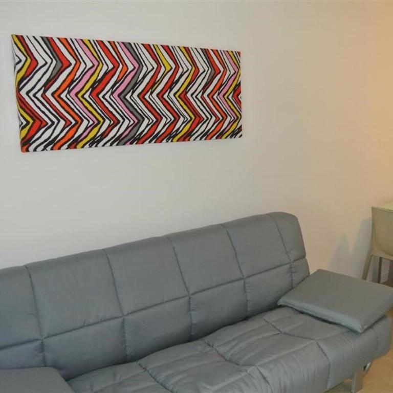 Comfy accommodation 200m from the sea - Apartment - 8