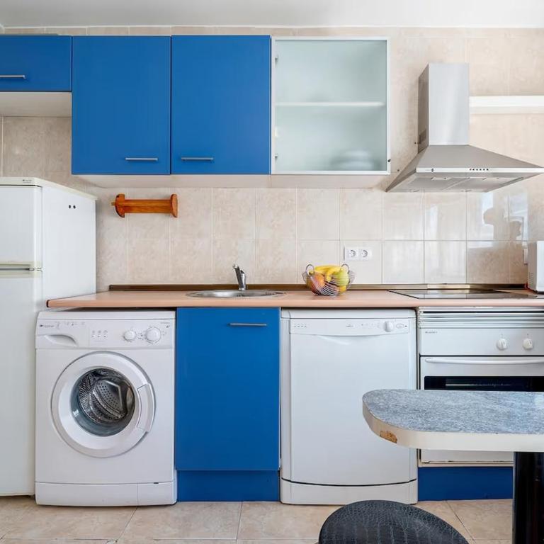 Apartment 100 m from Salou beach - Apartamento de 2 dormitorios - 3