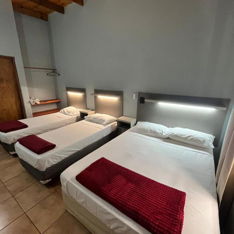 Amambay Apart &Suites - Habitación Cuádruple Clásica - 4
