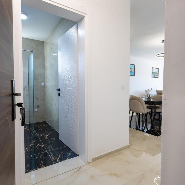 Belmare Apartments - Apartman sa 1 Spavaćom Sobom, Pogledom na More i Balkonom - 10