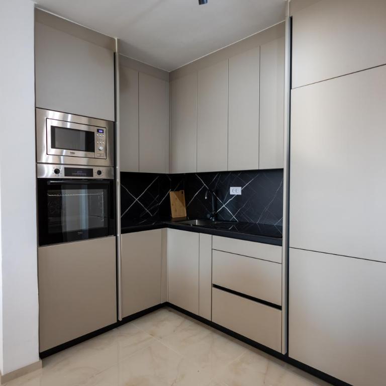 Belmare Apartments - Two-Bedroom Deluxe Apartment with Ocean View - 16