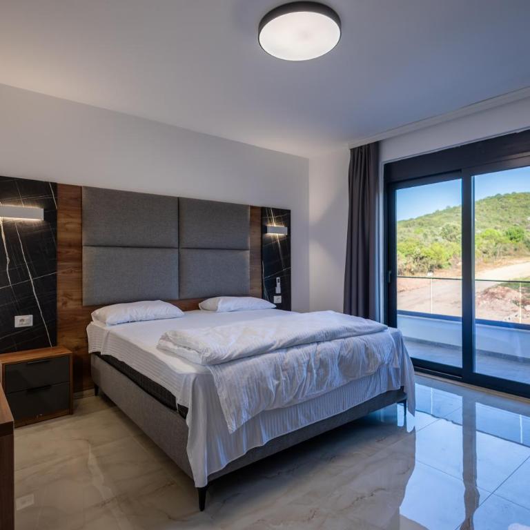 Belmare Apartments - Two-Bedroom Deluxe Apartment with Ocean View - 23