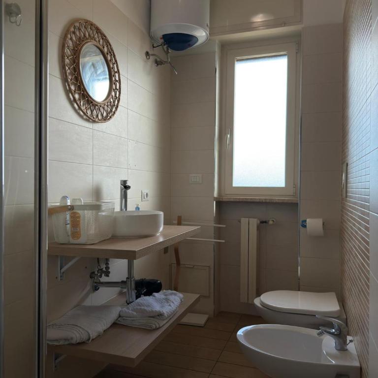Levante Guesthouse - Double Room with Private Bathroom - 9