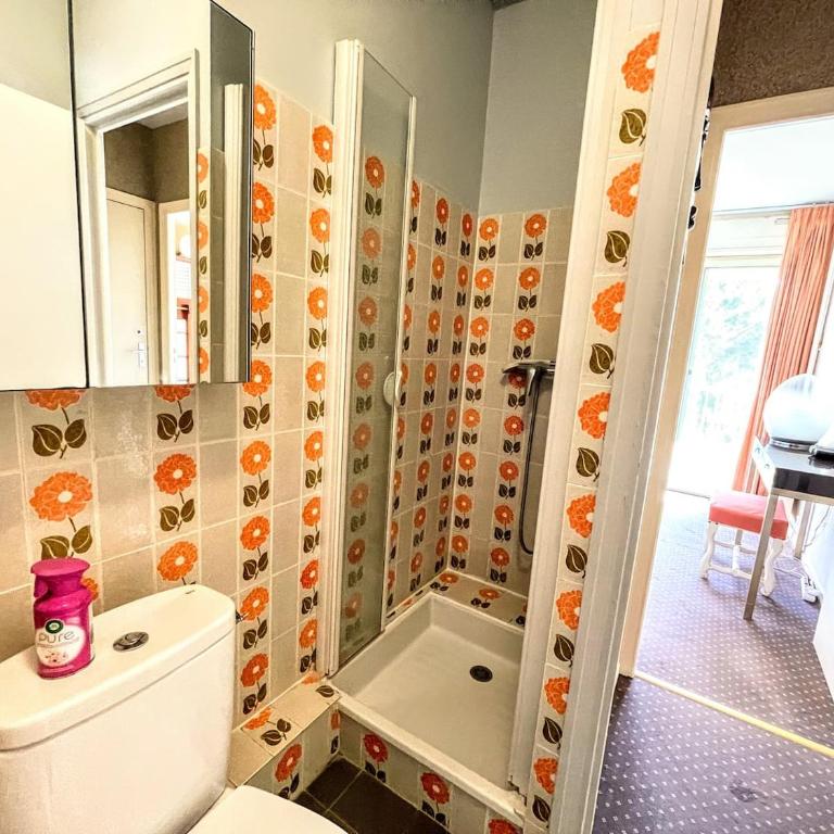 Dans belle résidence appartement 6 personnes piscine et tennis - Appartement 2 Chambres - 11