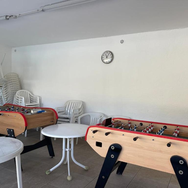 Dans belle résidence appartement 6 personnes piscine et tennis - Appartement 2 Chambres - 13